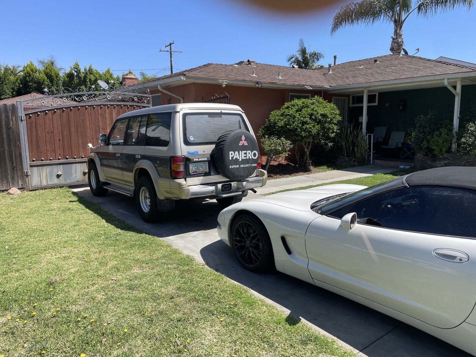 Mitsubishi-Pajero-1992-2
