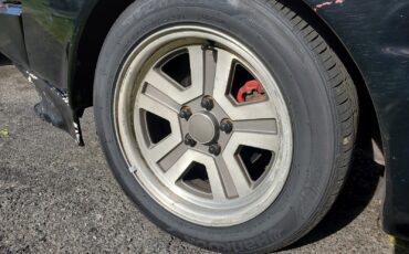 Mitsubishi-Starion-1988-Coupe-13