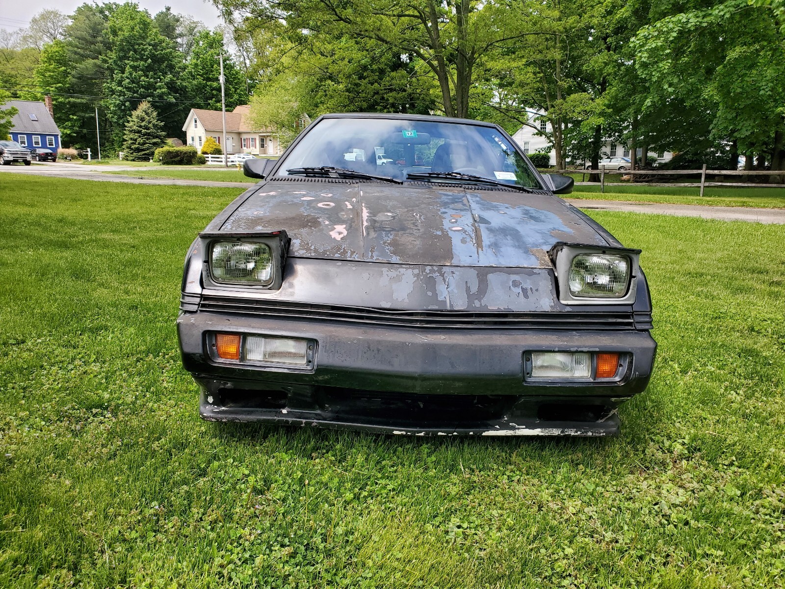 Mitsubishi-Starion-1988-Coupe-2