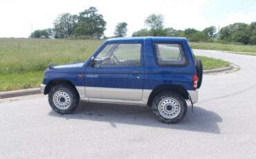 Mitsubishi-Xr-2-1995-blue