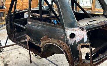 Morris-Mini-Cooper-S-1965-Race-Car-3
