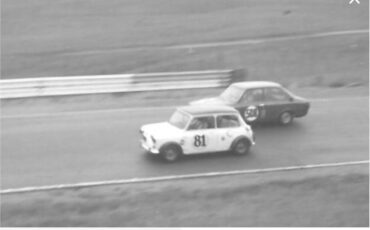 Morris-Mini-Cooper-S-1965-Race-Car