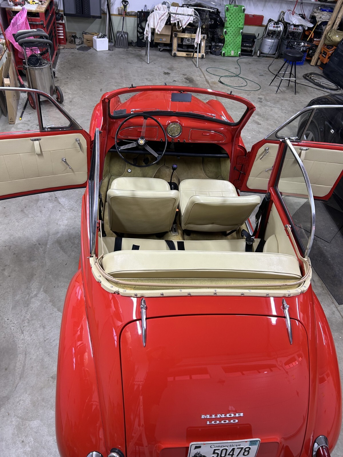 Morris-Minor-1000-1960-Convertible-7