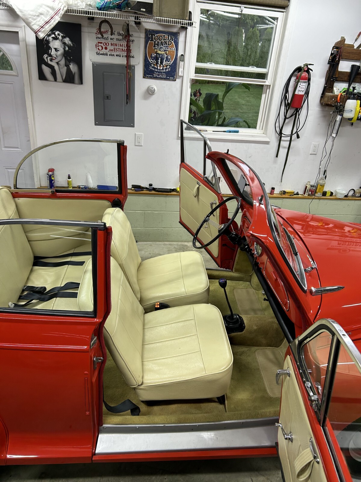 Morris-Minor-1000-1960-Convertible-8
