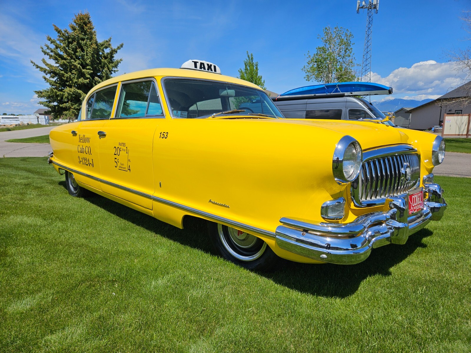 Nash-Ambassador-1953-Sedan-11