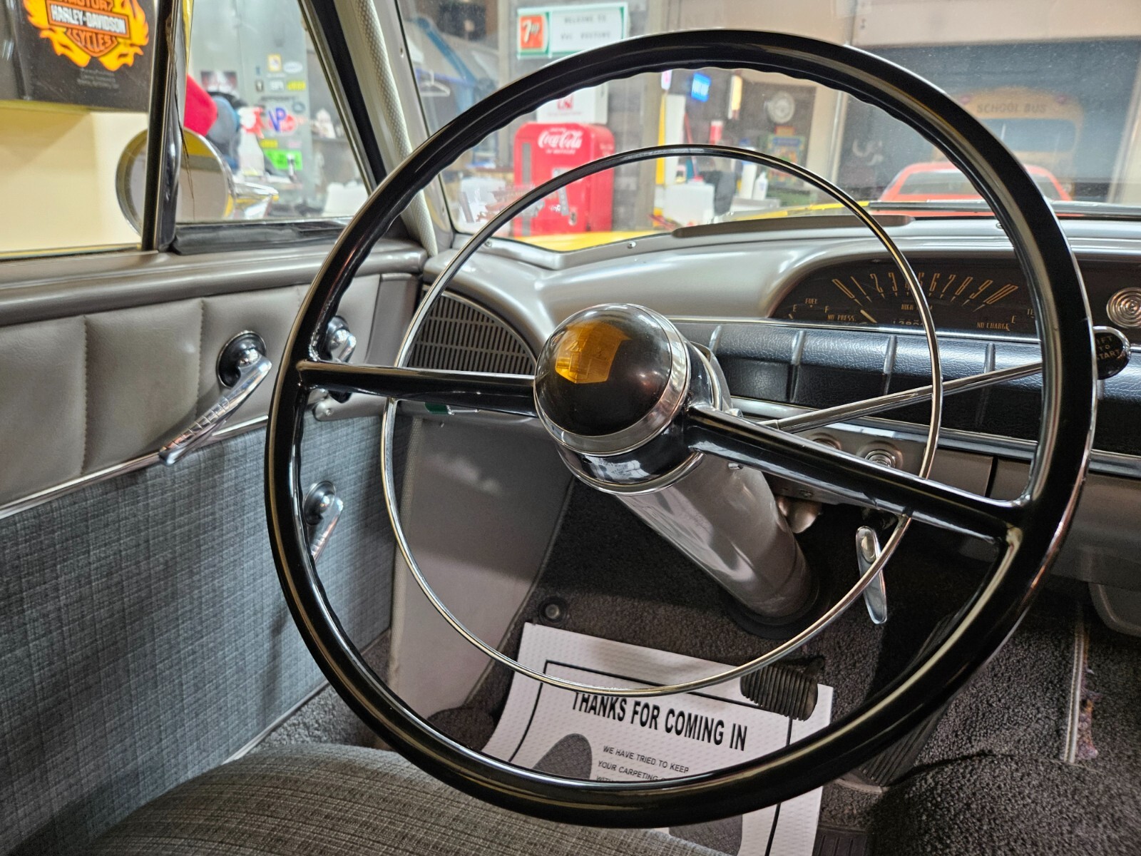 Nash-Ambassador-1953-Sedan-29