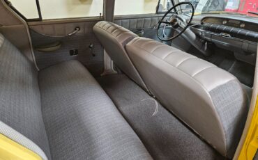 Nash-Ambassador-1953-Sedan-32
