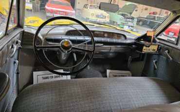 Nash-Ambassador-1953-Sedan-33