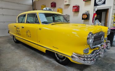 Nash-Ambassador-1953-Sedan-37