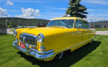 Nash-Ambassador-1953-Sedan