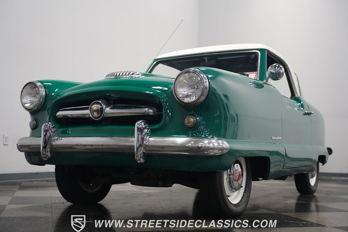 Nash-Metropolitan-1954-Coupe-24