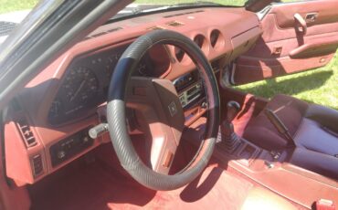Nissan-280ZX-1983-Hatchback-13