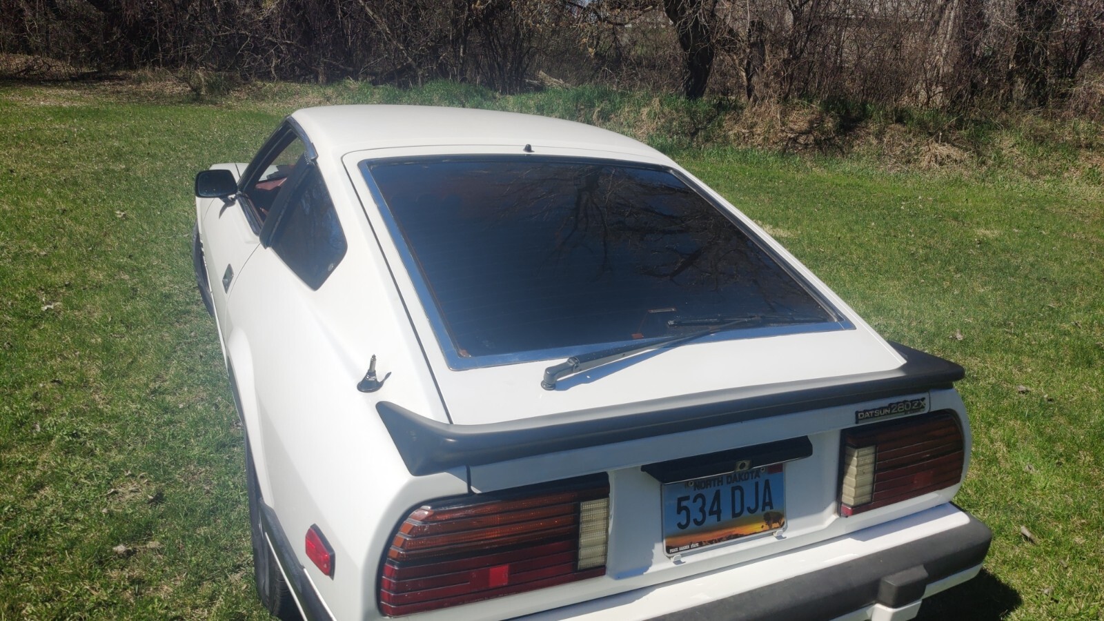 Nissan-280ZX-1983-Hatchback-8