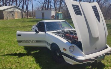 Nissan-280ZX-1983-Hatchback-9