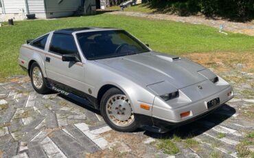 Nissan-300ZX-1984-Coupe-1