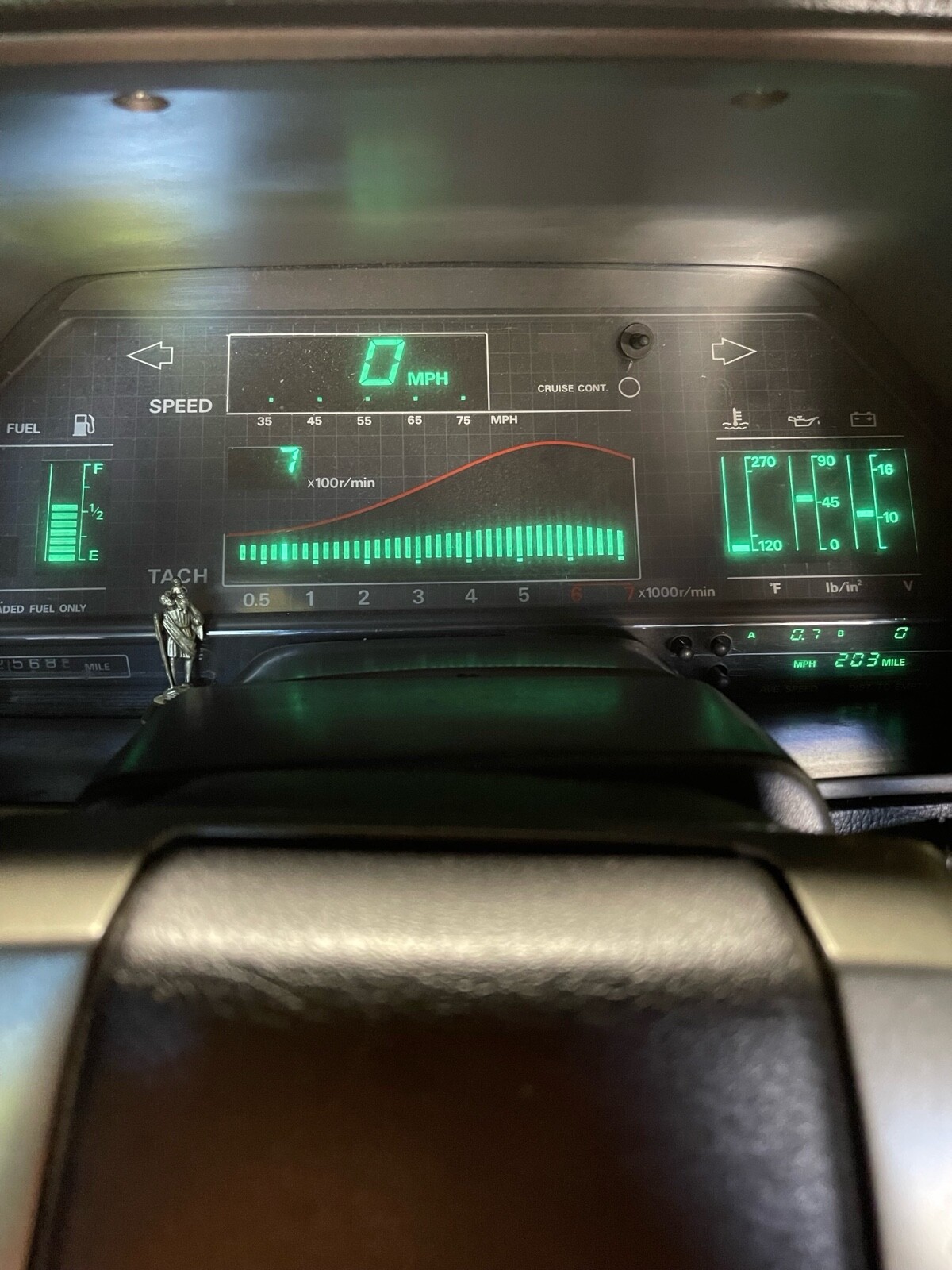 Nissan-300ZX-1984-Coupe-18
