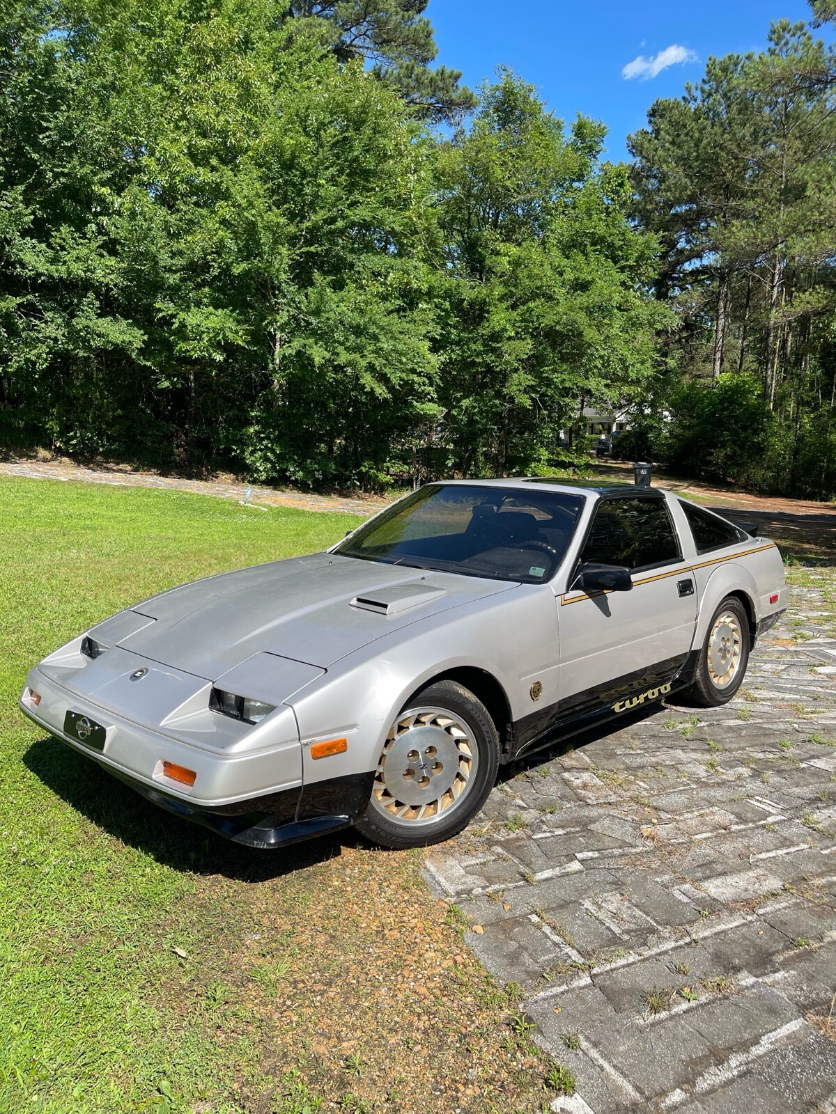 Nissan-300ZX-1984-Coupe-3