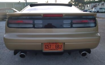 Nissan-300ZX-1990-Coupe-11