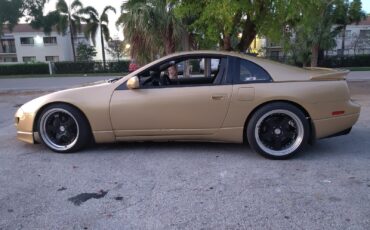 Nissan-300ZX-1990-Coupe-12