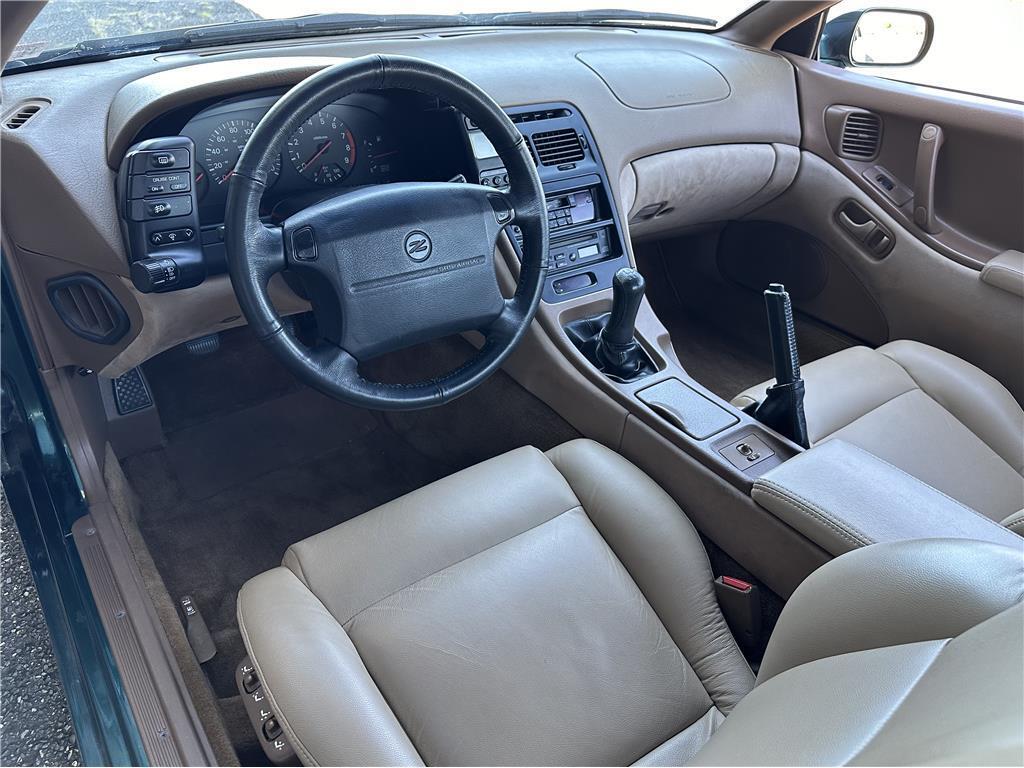 Nissan-300ZX-1995-Hatchback-10