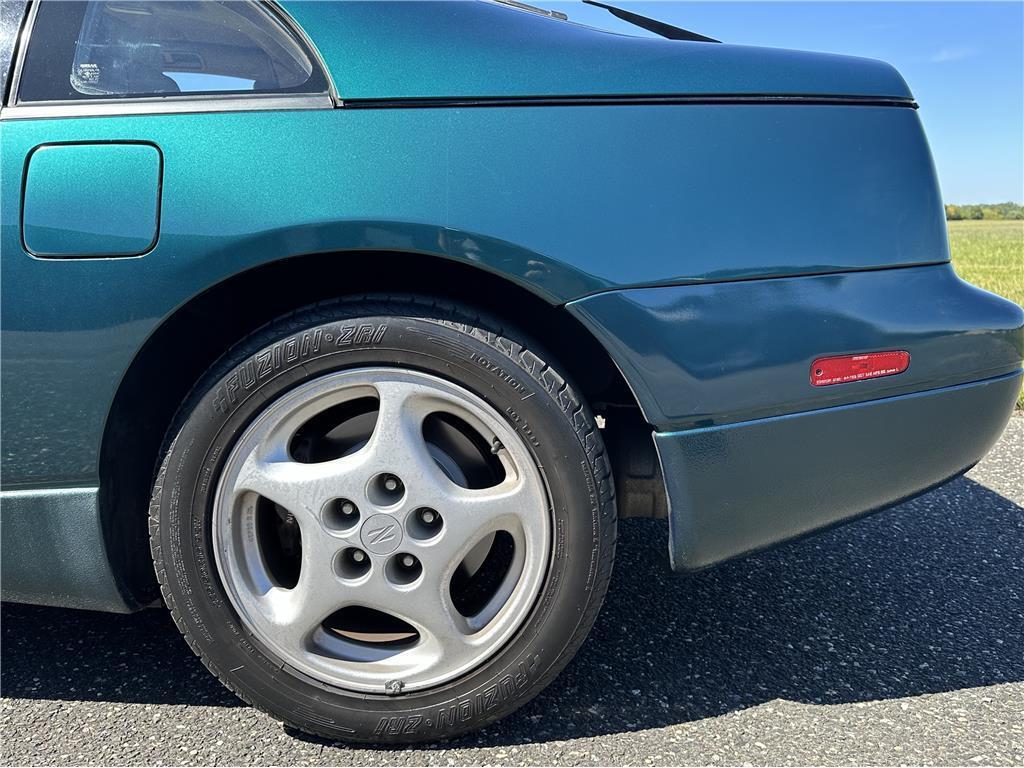 Nissan-300ZX-1995-Hatchback-24