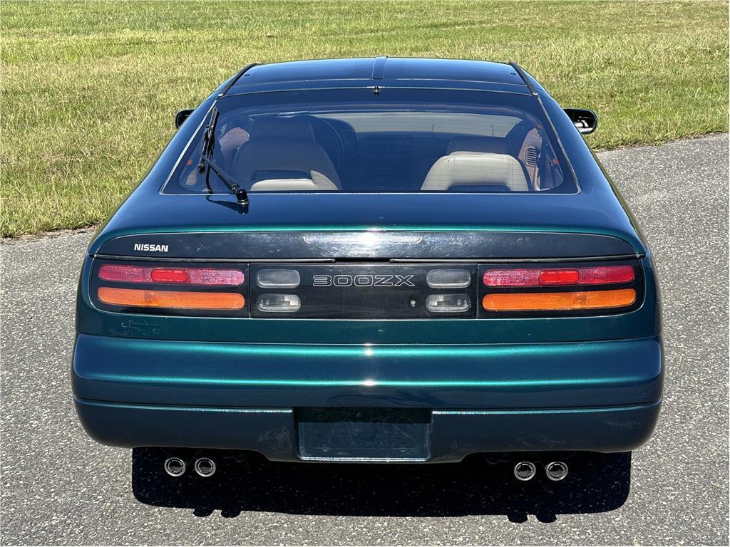 Nissan-300ZX-1995-Hatchback-4