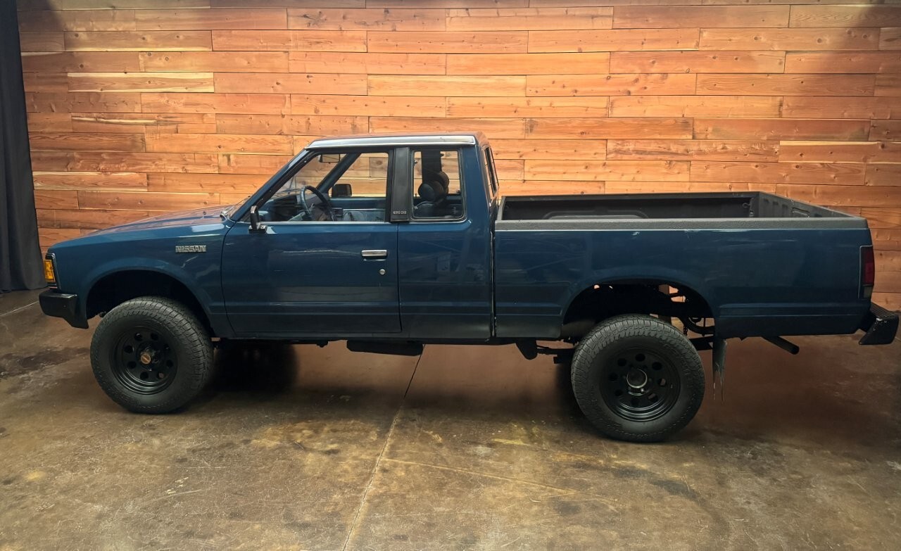 Nissan-720-1985-1