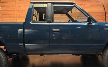 Nissan-720-1985-10