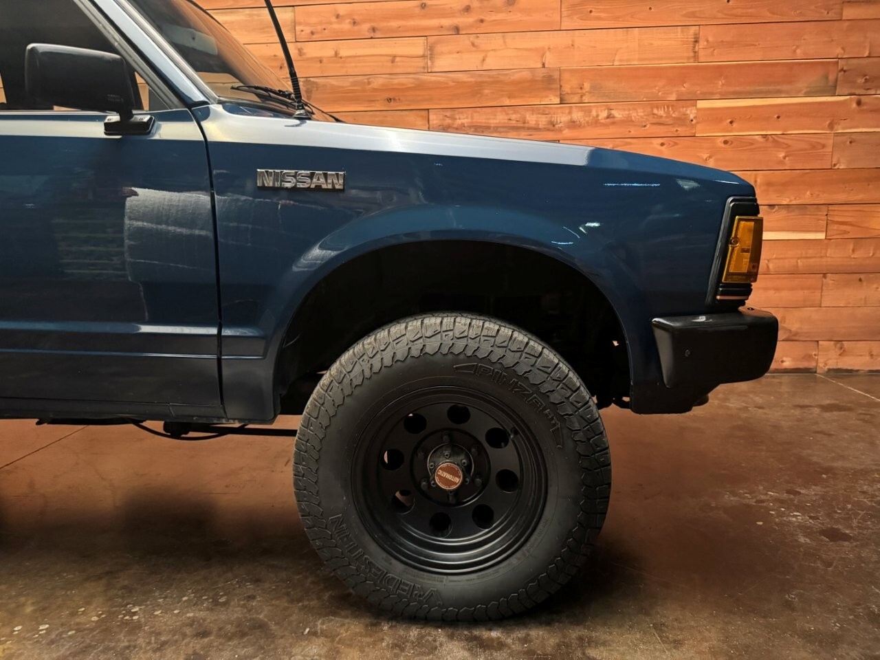 Nissan-720-1985-11