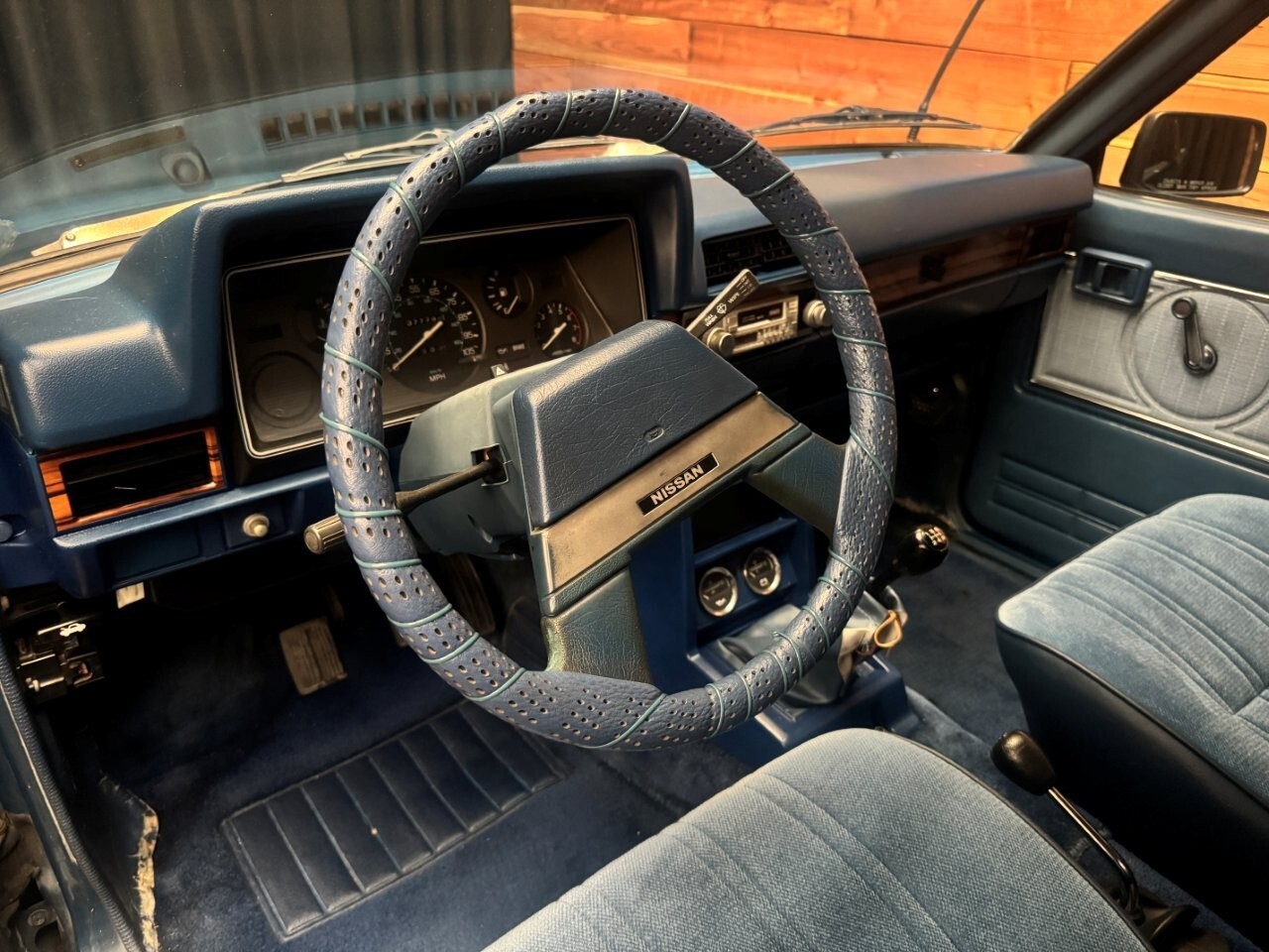 Nissan-720-1985-17