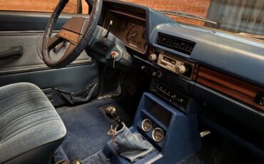 Nissan-720-1985-19