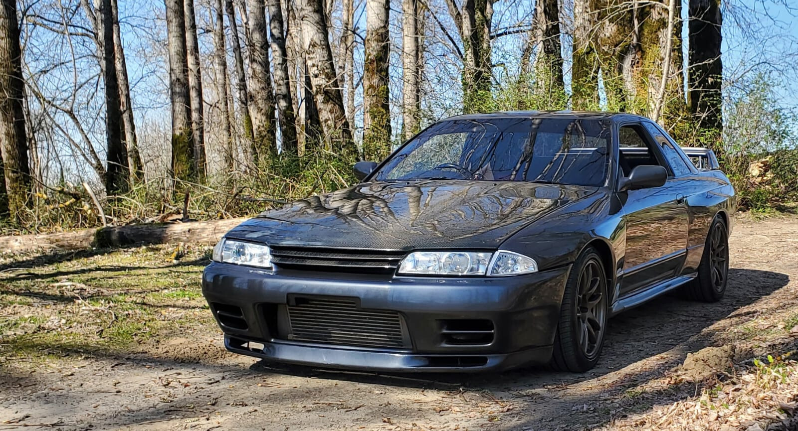 Nissan-GT-R-1989-Coupe-12