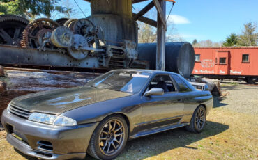 Nissan-GT-R-1989-Coupe-2