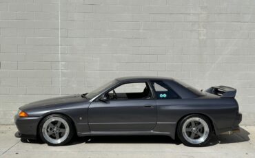 Nissan-GT-R-1994-1