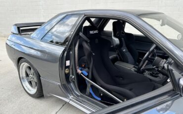 Nissan-GT-R-1994-13