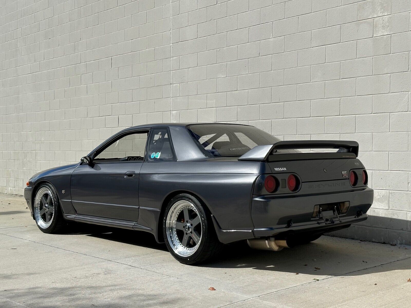 Nissan-GT-R-1994-2