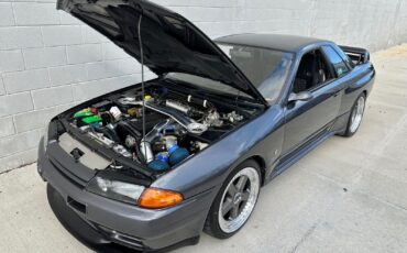 Nissan-GT-R-1994-24