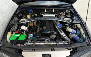 Nissan-GT-R-1994-26