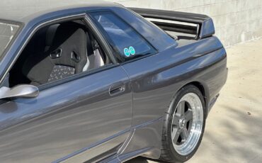 Nissan-GT-R-1994-35