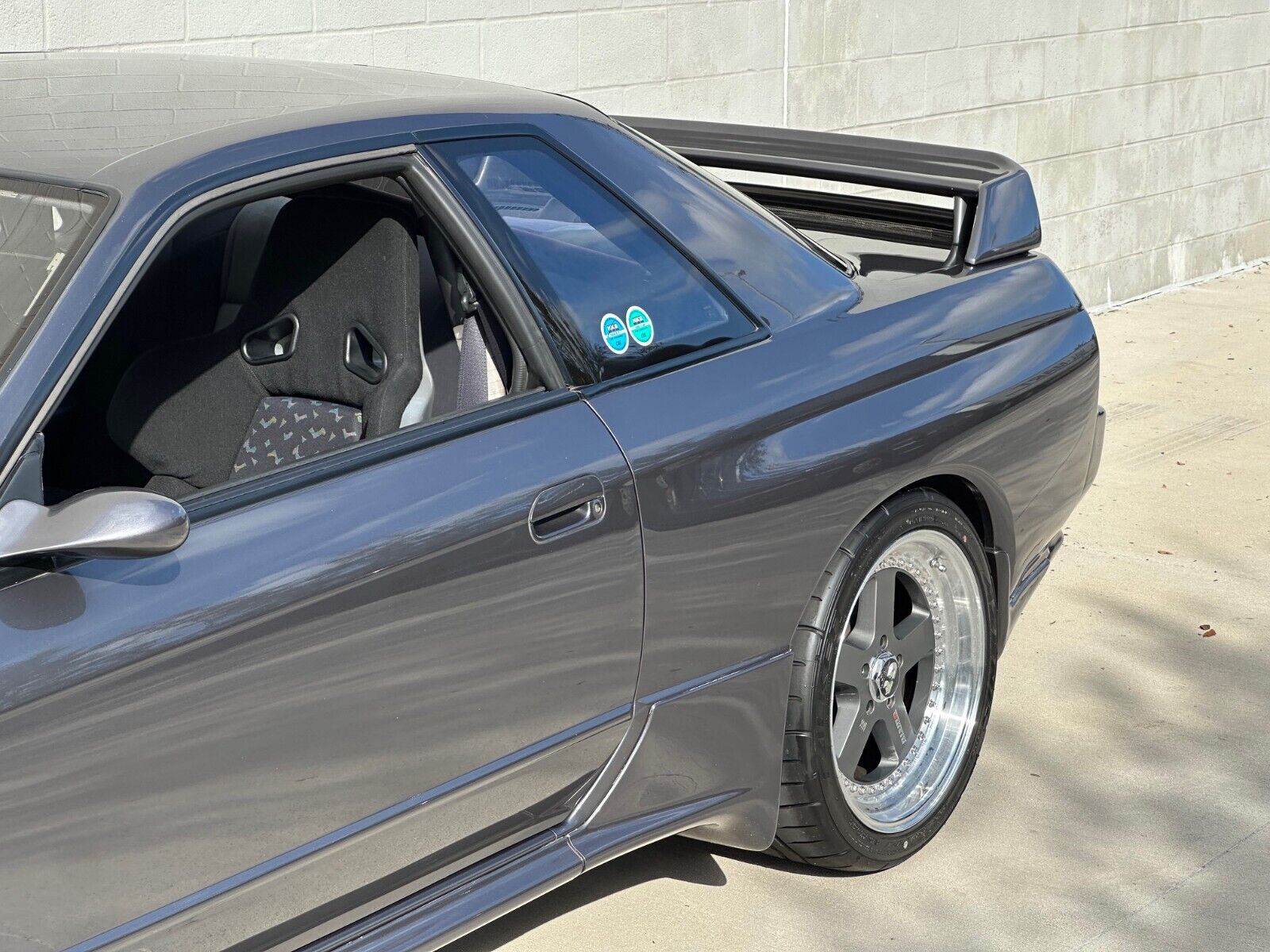 Nissan-GT-R-1994-35