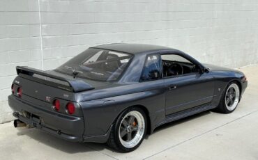 Nissan-GT-R-1994-5