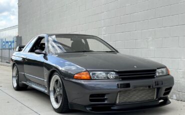 Nissan-GT-R-1994-8