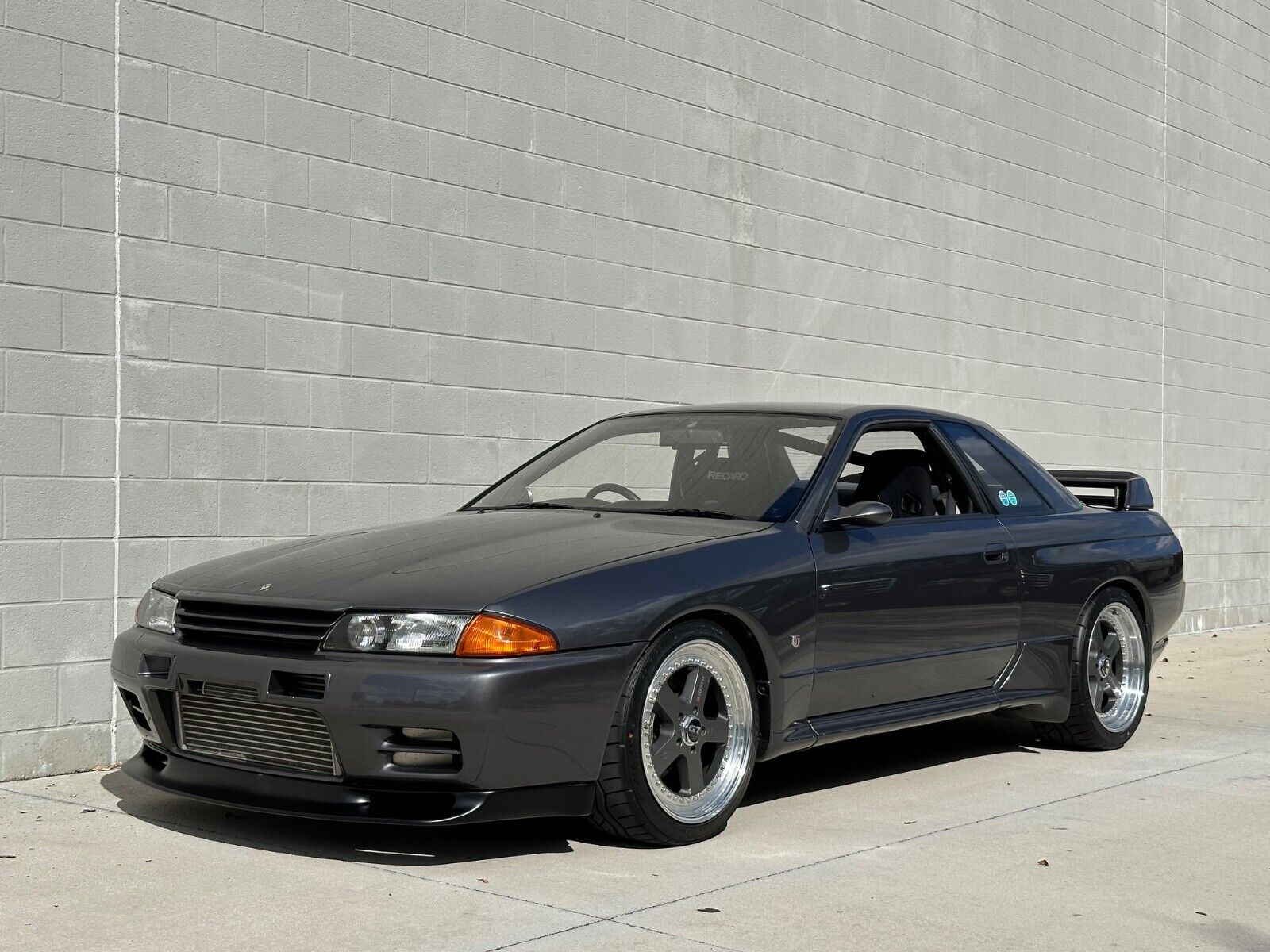 Nissan-GT-R-1994