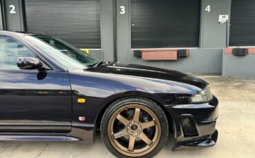 Nissan-GT-R-1995-Coupe-11