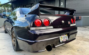 Nissan-GT-R-1995-Coupe-4