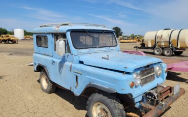 Nissan-Other-1969-SUV-1