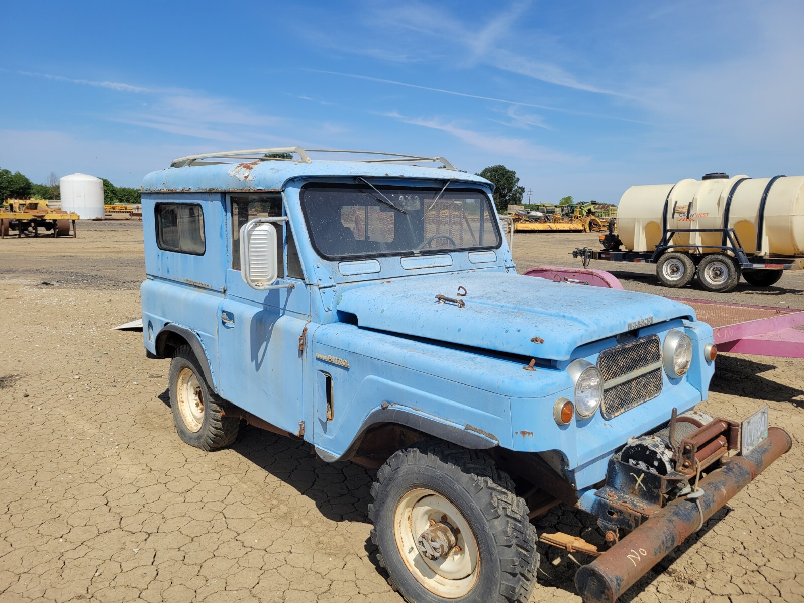 Nissan-Other-1969-SUV-1