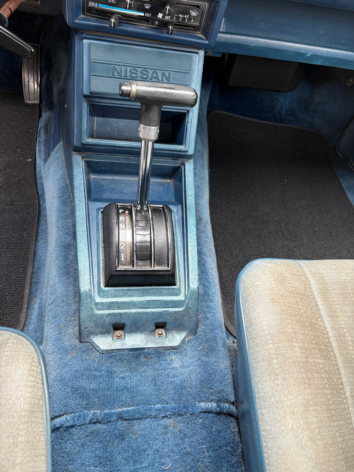 Nissan-Other-Pickups-1984-Extended-Cab-Pickup-18