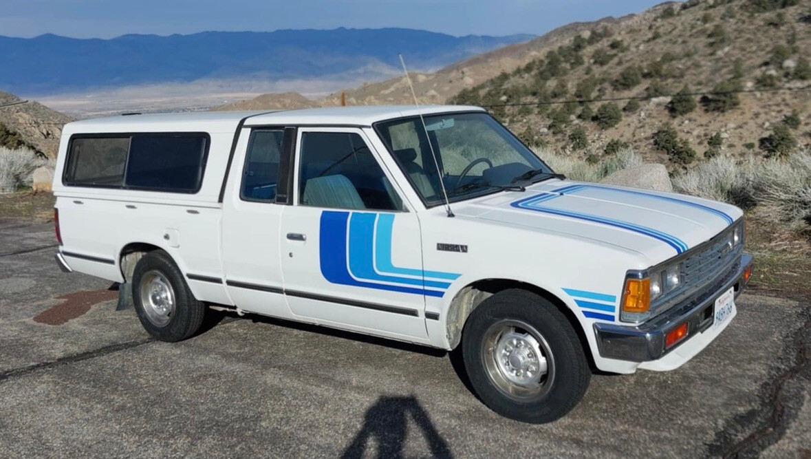 Nissan-Other-Pickups-1984-Extended-Cab-Pickup-7