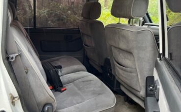 Nissan-Safari-Patrol-1993-SUV-17